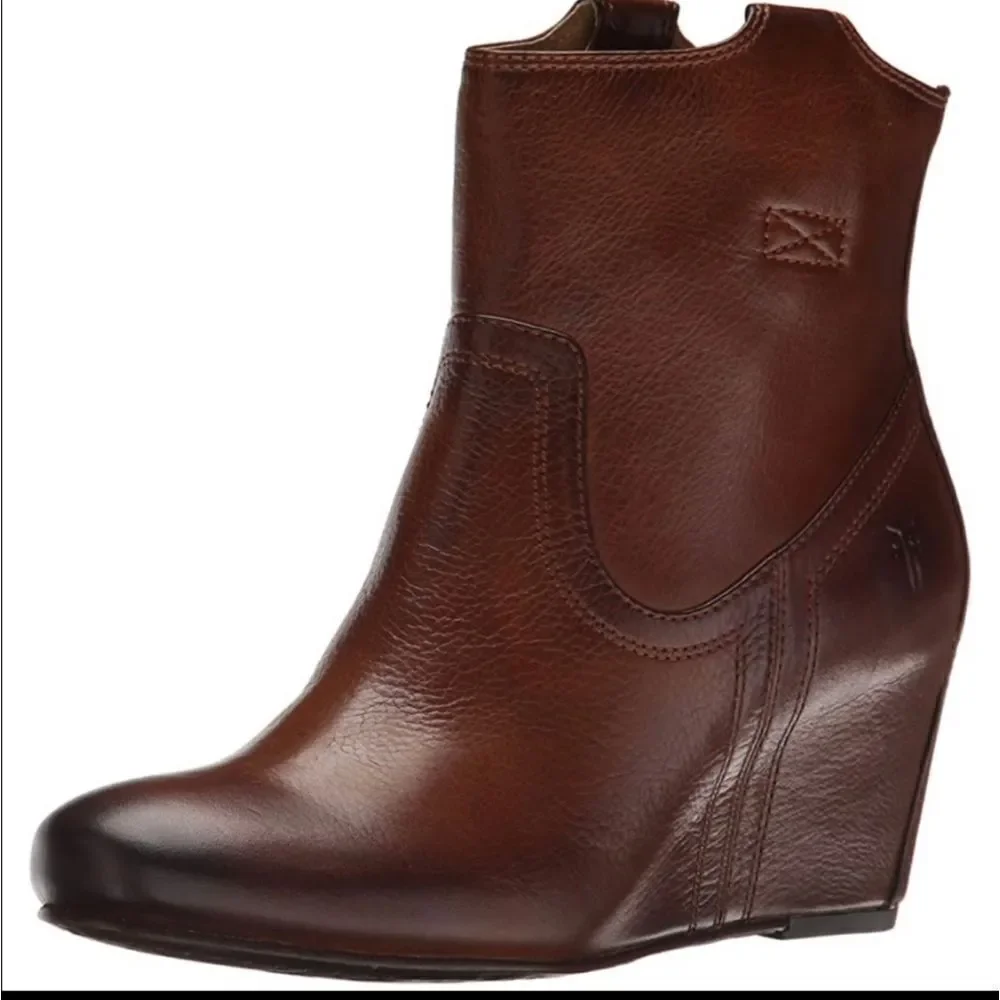 Frye Carson Wedge Bootie Size 8 1/2